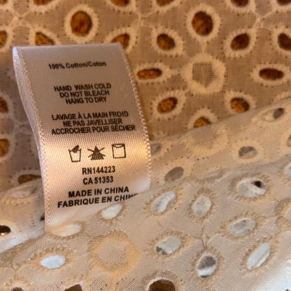 bishop + young White Eyelet Ruffle Top Large - Picture 7 of 7